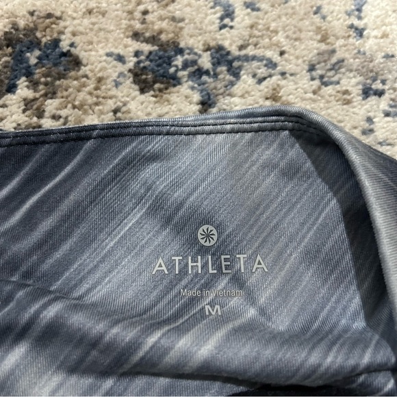 Athleta Black & Gray Alpine Chaturanga High Rise Leggings Size Medium - Picture 6 of 9